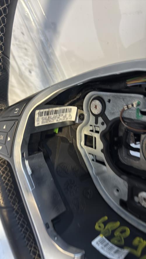 Volant MERCEDES CLASSE A 176 PHASE 1 Diesel - Image 7