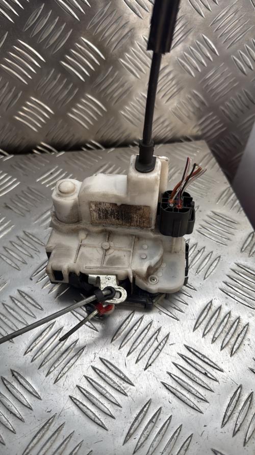 Serrure avant gauche FIAT 500 2 PHASE 1 Diesel - Image 1