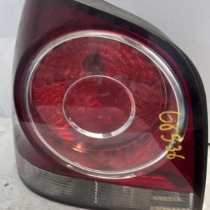 Feu arriere principal gauche (feux) VOLKSWAGEN POLO 4 PHASE 2 Essence - Image 1