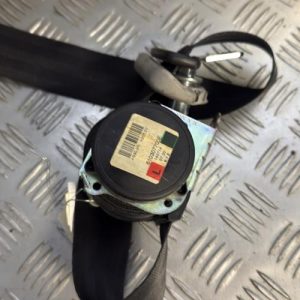 Ceinture arriere gauche TOYOTA VERSO PHASE 2 Diesel - Image 1