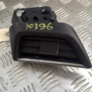 Aerateur tableau de bord avant gauche PEUGEOT 2008 2 PHASE 1 Essence - Image 1