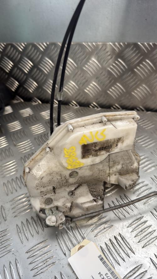 Serrure avant gauche SUZUKI SWIFT 3 Diesel - Image 1