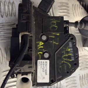 Serrure avant gauche RENAULT CLIO 4 PHASE 1 Diesel - Image 1