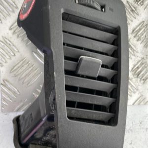 Aerateur tableau de bord avant droit NISSAN MURANO 1 Essence - Image 1