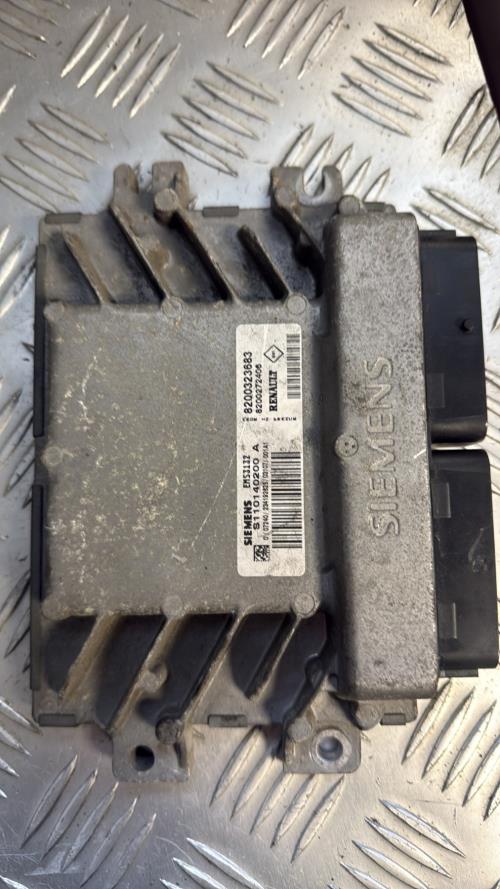 Calculateur moteur RENAULT CLIO 2 PHASE 2 Essence - Image 2