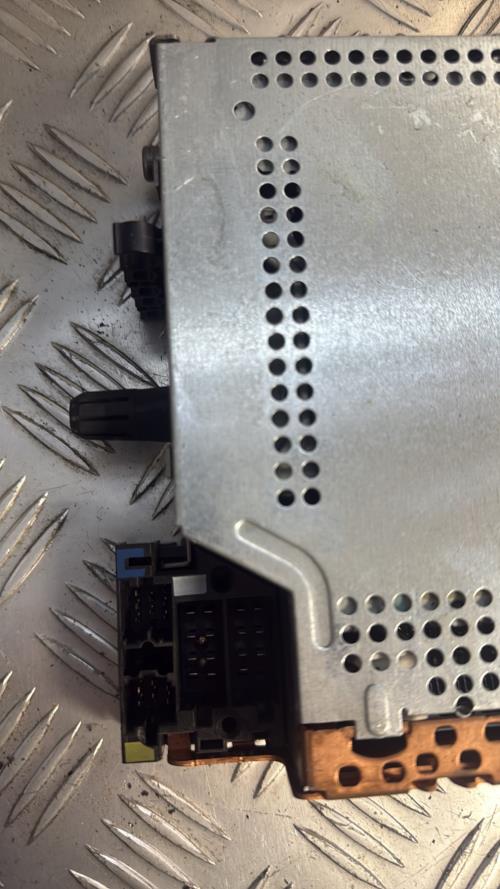 Autoradio d'origine RENAULT CLIO 2 PHASE 2 Essence - Image 3
