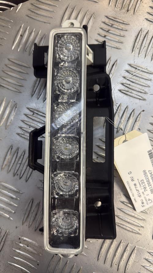 Feu diurne avant gauche PEUGEOT 108 Essence - Image 1