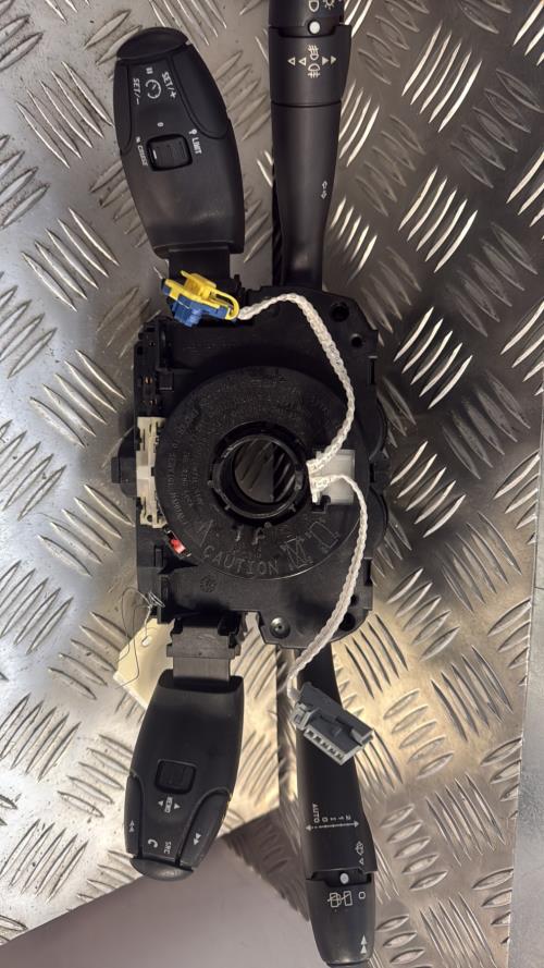 Com (Bloc Contacteur Tournant+Commodo Essuie Glace+Commodo Phare) PEUGEOT 308 1 PHASE 1 Essence - Image 2