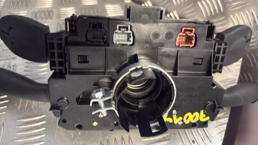 Com (Bloc Contacteur Tournant+Commodo Essuie Glace+Commodo Phare) PEUGEOT 308 1 PHASE 1 Essence - Image 3