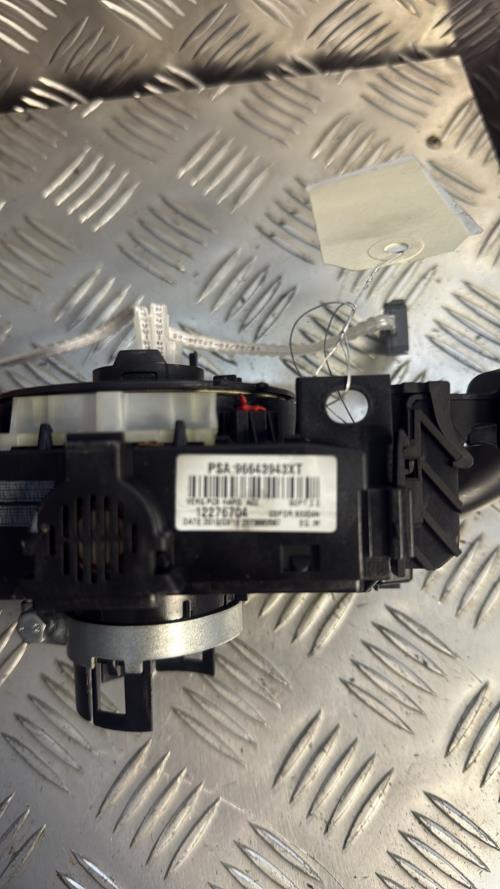 Com (Bloc Contacteur Tournant+Commodo Essuie Glace+Commodo Phare) PEUGEOT 308 1 PHASE 1 Essence - Image 4