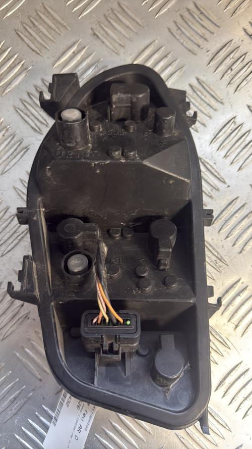 Platine feu arriere droit RENAULT CLIO 3 PHASE 1 Diesel - Image 3