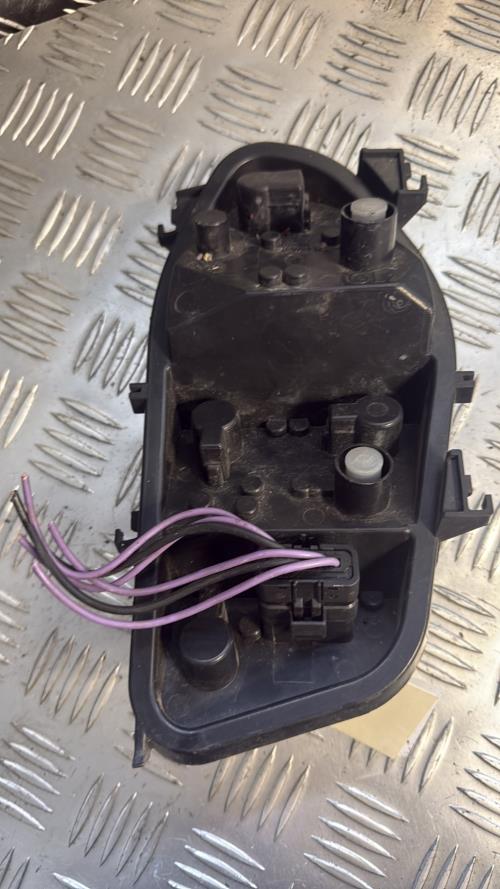 Platine feu arriere gauche RENAULT CLIO 3 PHASE 1 Diesel - Image 3