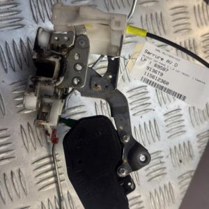 Serrure avant droit PEUGEOT 107 PHASE 2 Essence - Image 1