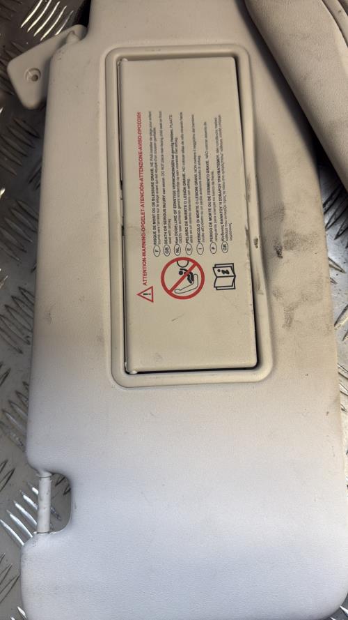 Pare soleil droit PEUGEOT 308 1 PHASE 1 Essence - Image 3