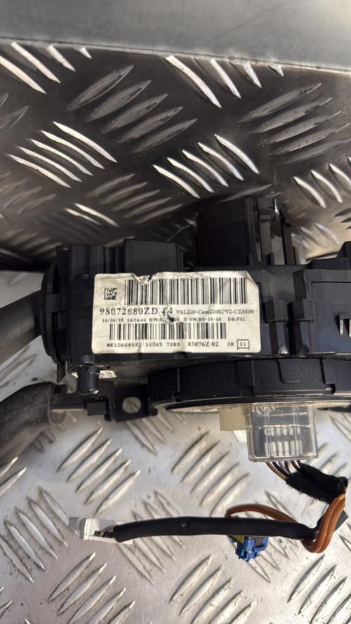 Com (Bloc Contacteur Tournant+Commodo Essuie Glace+Commodo Phare) PEUGEOT 208 1 PHASE 2 Diesel - Image 2