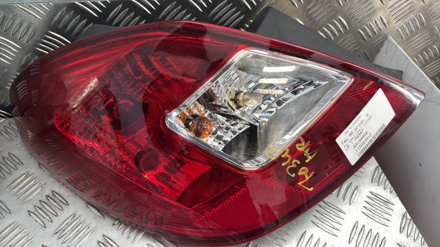 Feu arriere principal gauche (feux) OPEL CORSA D PHASE 2 Diesel - Image 2