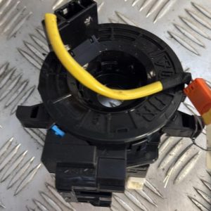 Contacteur tournant PEUGEOT 108 Essence - Image 1