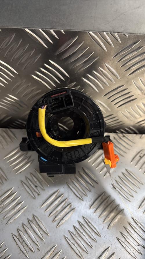 Contacteur tournant PEUGEOT 108 Essence - Image 3