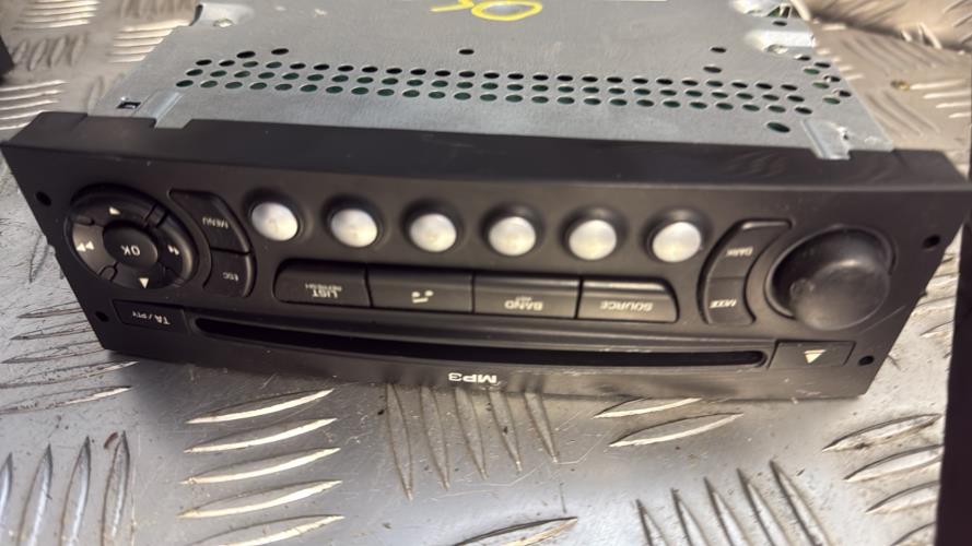 Autoradio d'origine CITROEN C3 1 PHASE 2 Diesel - Image 1