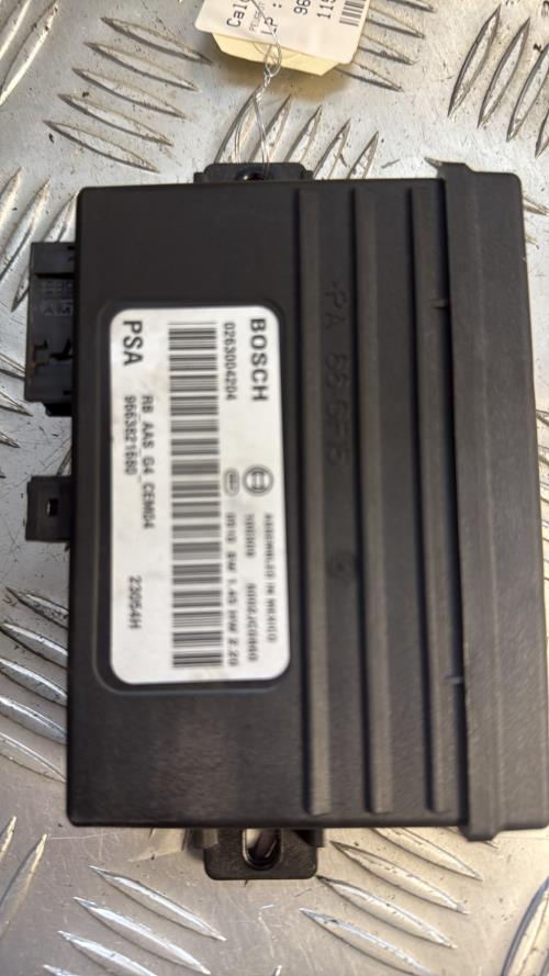 Calculateur PEUGEOT 308 1 PHASE 1 Essence - Image 1