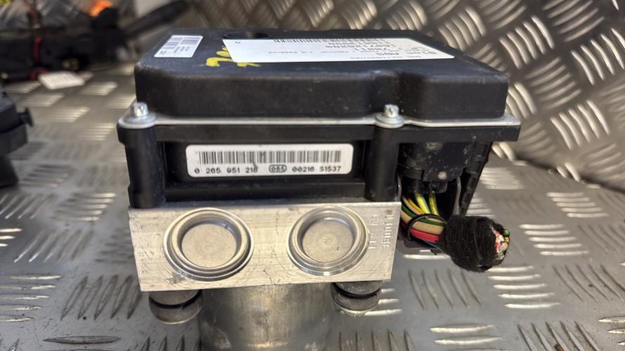 Bloc ABS (freins anti-blocage) PEUGEOT 308 1 PHASE 1 Essence - Image 1
