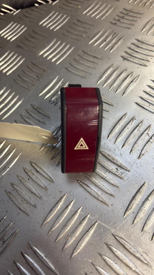 Bouton de warning OPEL CORSA C PHASE 1 Essence - Image 2
