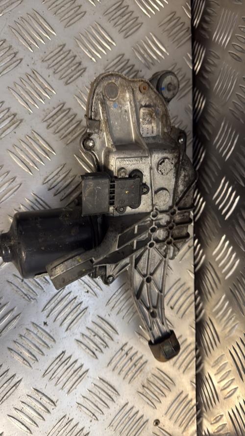 Moteur essuie glace avant gauche RENAULT GRAND SCENIC 3 PHASE 1 Diesel - Image 3