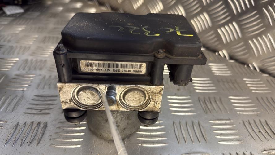 Bloc ABS (freins anti-blocage) PEUGEOT PARTNER 1 PHASE 2 Diesel - Image 3