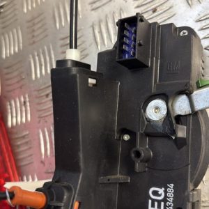 Serrure avant gauche OPEL CORSA C PHASE 1 Essence - Image 1