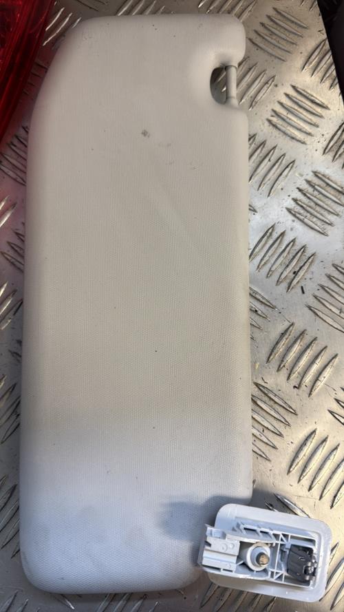 Pare soleil gauche PEUGEOT 208 1 PHASE 2 Diesel - Image 3