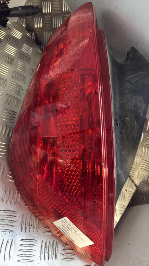 Feu arriere principal gauche (feux) PEUGEOT 308 1 PHASE 1 Essence - Image 2