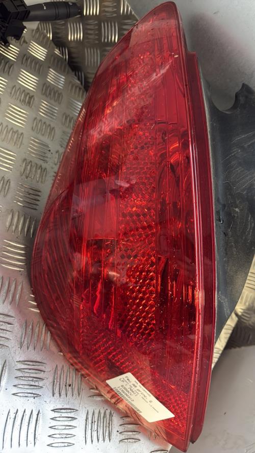 Feu arriere principal gauche (feux) PEUGEOT 308 1 PHASE 1 Essence - Image 4