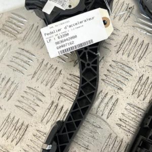 Pedale d'accelerateur PEUGEOT 308 2 PHASE 2 Essence - Image 1