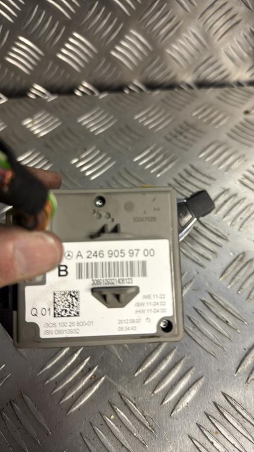 Neiman MERCEDES CLASSE A 176 PHASE 1 Essence - Image 5