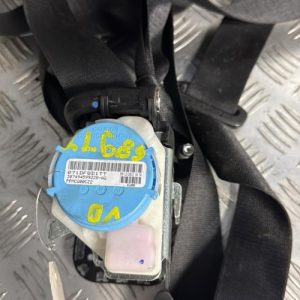 Ceinture avant droit MERCEDES CLASSE A 176 PHASE 1 Essence - Image 1