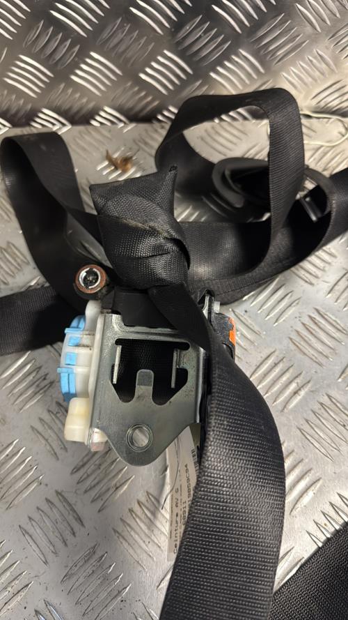 Ceinture avant gauche MERCEDES CLASSE A 176 PHASE 1 Essence - Image 3