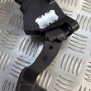 Pedale d'accelerateur PEUGEOT 108 Essence - Image 1