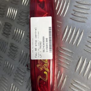 Feu arriere stop central PEUGEOT 208 1 PHASE 2 Diesel - Image 1