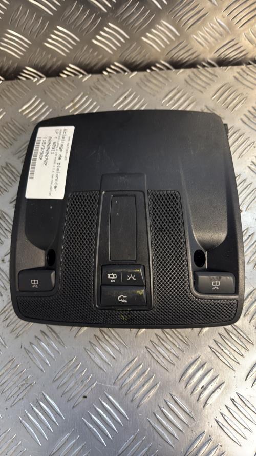 Eclairage de plafonnier MERCEDES CLASSE A 176 PHASE 1 Essence - Image 2