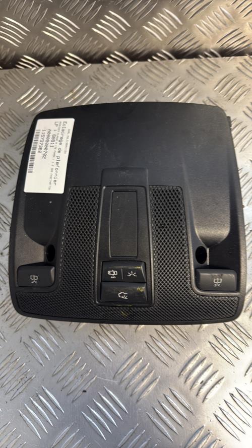 Eclairage de plafonnier MERCEDES CLASSE A 176 PHASE 1 Essence - Image 3