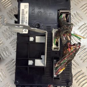 Boitier UCH RENAULT CLIO 2 PHASE 2 Essence - Image 1