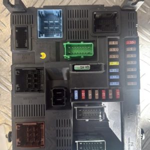 Boitier BSI PEUGEOT 208 1 PHASE 1 Essence - Image 1