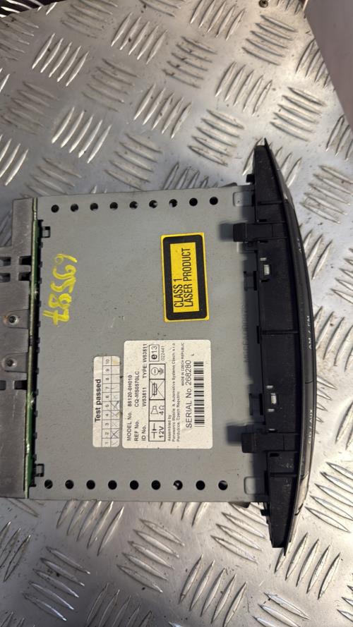 Autoradio d'origine PEUGEOT 107 PHASE 2 Essence - Image 2