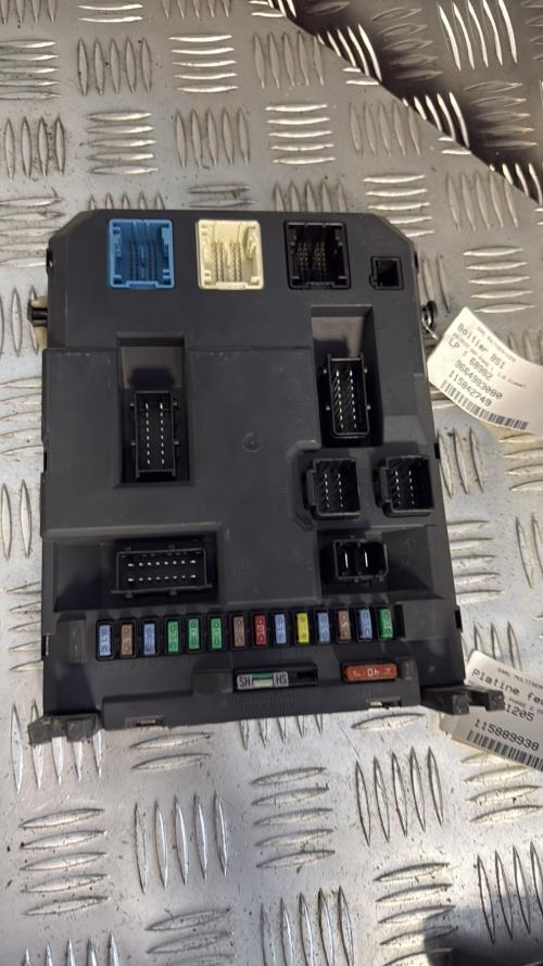 Boitier BSI PEUGEOT 207 PHASE 1 Diesel - Image 2