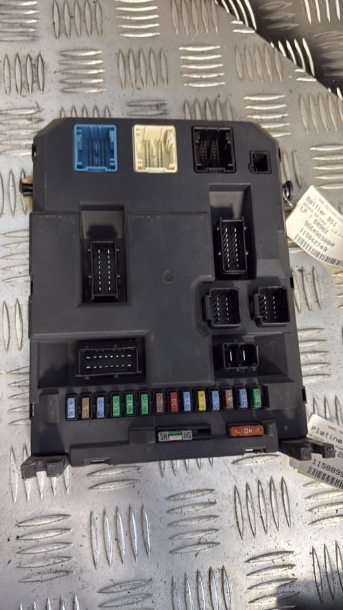 Boitier BSI PEUGEOT 207 PHASE 1 Diesel - Image 3