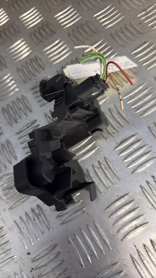 Platine feu arriere droit PEUGEOT 206 PHASE 2 Diesel - Image 1