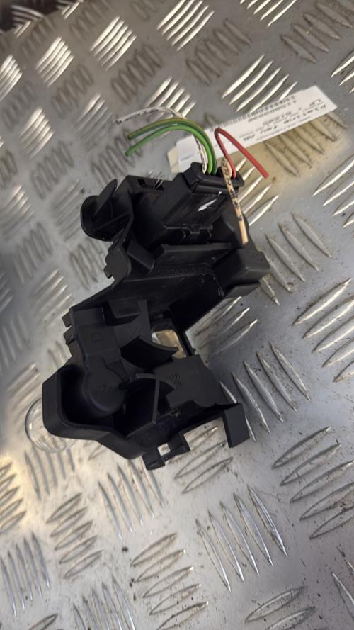 Platine feu arriere droit PEUGEOT 206 PHASE 2 Diesel - Image 2