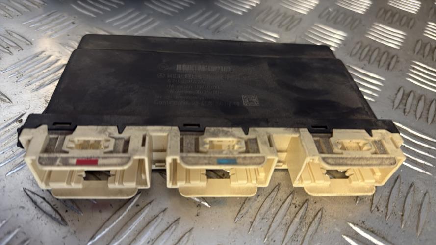 Calculateur MERCEDES CLASSE A 176 PHASE 1 Essence - Image 1