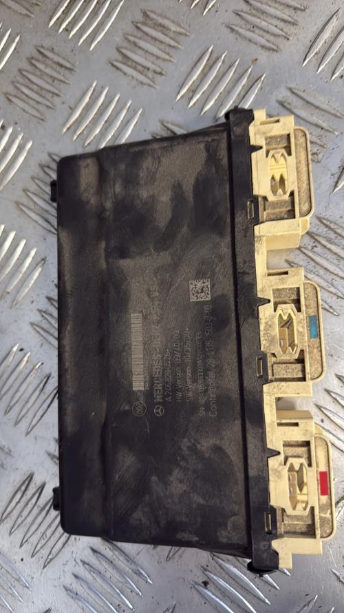 Calculateur MERCEDES CLASSE A 176 PHASE 1 Essence - Image 3