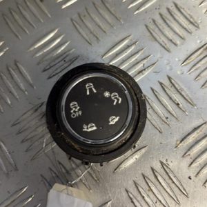 Bouton/Interrupteur PEUGEOT 2008 1 PHASE 1 Diesel - Image 1